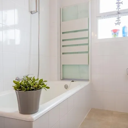 Carabeo Rocamar Apartment Nerja